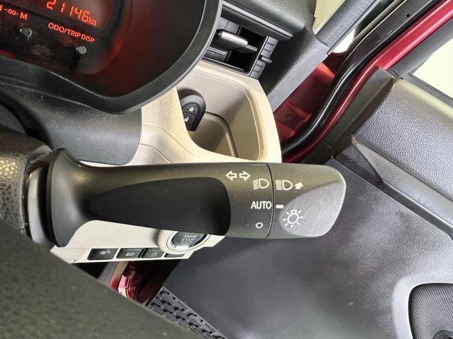 ムーヴＸリミテッドII　ＳＡIIIナビ　片側シ−トヒ−タ−　衝突被害軽減ブレーキ　オ−トハイビ−ム　アイドリングストップ機能　　プッシュボタンスタ−ト　バックカメラ　キーフリ−　ＬＥＤヘッドライト（奈良県）の中古車