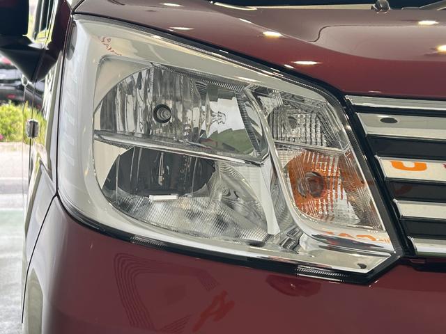 ムーヴＸリミテッドII　ＳＡIIIナビ　片側シ−トヒ−タ−　衝突被害軽減ブレーキ　オ−トハイビ−ム　アイドリングストップ機能　　プッシュボタンスタ−ト　バックカメラ　キーフリ−　ＬＥＤヘッドライト（奈良県）の中古車