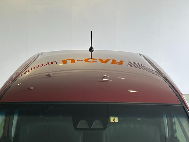 ムーヴＸリミテッドII　ＳＡIIIナビ　片側シ−トヒ−タ−　衝突被害軽減ブレーキ　オ−トハイビ−ム　アイドリングストップ機能　　プッシュボタンスタ−ト　バックカメラ　キーフリ−　ＬＥＤヘッドライト（奈良県）の中古車