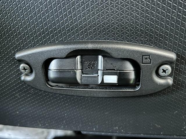 タントカスタムＸナビ　ドラレコ　ＥＴＣ　コ−ナ−センサ−　衝突被害軽減ブレーキ　両側電動スライドドア　シ−トヒ−タ−　アイドリングストップ機能　電動パーキング　パノラマモニタ−　プッシュボタンスタ−ト（奈良県）の中古車