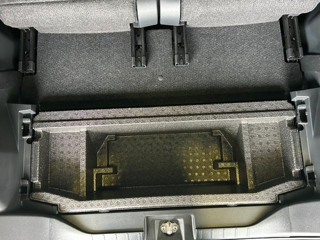 タントカスタムＸナビ　ドラレコ　ＥＴＣ　コ−ナ−センサ−　衝突被害軽減ブレーキ　両側電動スライドドア　シ−トヒ−タ−　アイドリングストップ機能　電動パーキング　パノラマモニタ−　プッシュボタンスタ−ト（奈良県）の中古車