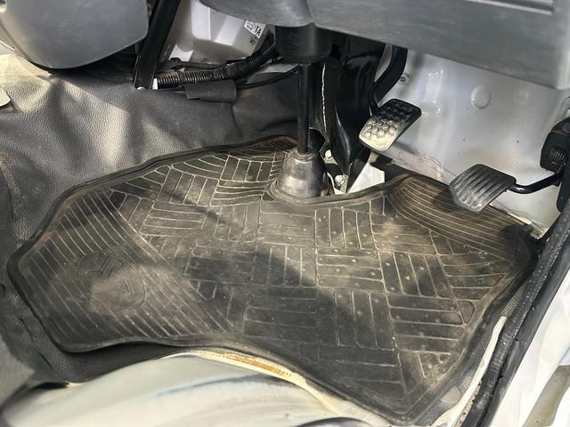 ハイゼットトラックエアコン・パワステ スペシャルオ−トマチック エアコン パワ−ステアリング H21年式 走行 5万km AM/FMラジオ 3方開(奈良県)の中古車