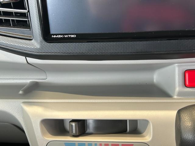 ミライースＸ　リミテッドＳＡIIIナビ　ドライブレコーダー　コ−ナ−センサ−　衝突被害軽減ブレーキ　オ−トハイビ−ム　アイドリングストップ機能　バックカメラ（奈良県）の中古車