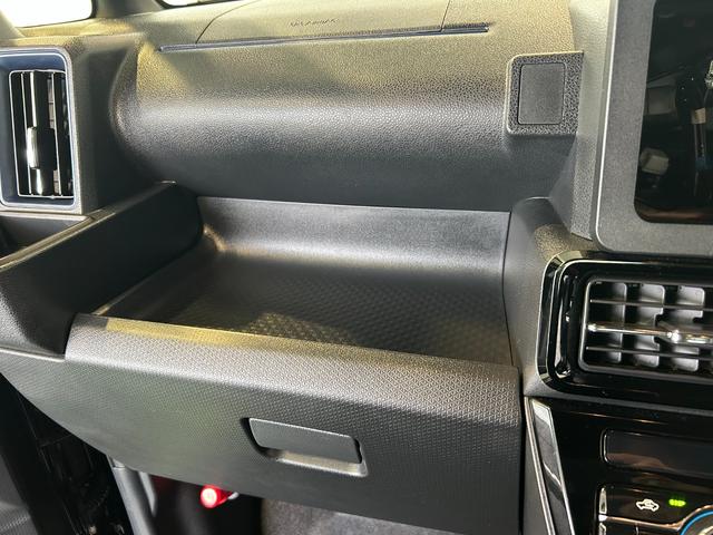 タントカスタムＲＳバックカメラ対応　衝突被害軽減ブレーキ　コ−ナ−センサ−　両側電動スライドドア　アイドリングストップ機能　シ−トヒ−タ−　電動パーキング　プッシュボタンスタ−ト　ＬＥＤヘッドライト（奈良県）の中古車