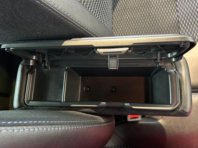 タントカスタムＲＳバックカメラ対応　衝突被害軽減ブレーキ　コ−ナ−センサ−　両側電動スライドドア　アイドリングストップ機能　シ−トヒ−タ−　電動パーキング　プッシュボタンスタ−ト　ＬＥＤヘッドライト（奈良県）の中古車