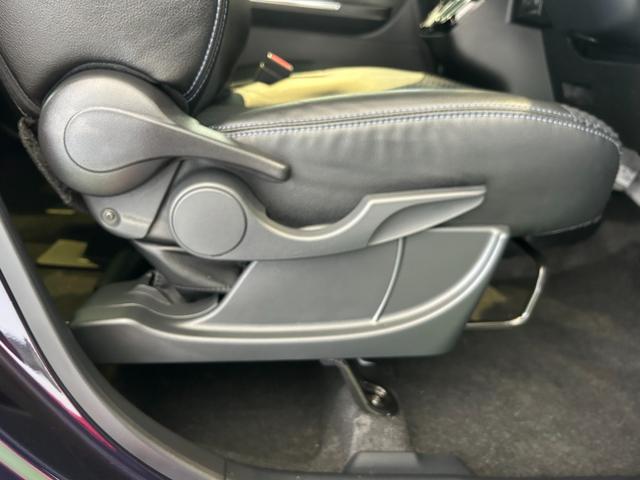 タントカスタムＲＳバックカメラ対応　衝突被害軽減ブレーキ　コ−ナ−センサ−　両側電動スライドドア　アイドリングストップ機能　シ−トヒ−タ−　電動パーキング　プッシュボタンスタ−ト　ＬＥＤヘッドライト（奈良県）の中古車