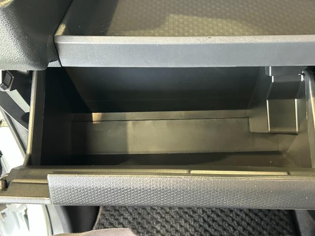 タントカスタムＲＳナビ　ドラレコ　コ−ナ−センサ−　衝突被害軽減ブレーキ　両側電動スライドドア　アイドリングストップ機能　シ−トヒ−タ−　電動パーキング　プッシュボタンスタ−ト　パノラマモニタ−　ＬＥＤヘッドライト（奈良県）の中古車