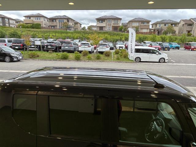 タントカスタムＸナビ　ＥＴＣ　衝突被害軽減ブレーキ　コ−ナ−センサ−　両側電動スライドドア　前席シ−トヒ−タ−　アイドリングストップ機能　電動パーキング　プッシュボタンスタ−ト　バックカメラ（奈良県）の中古車