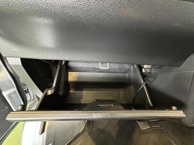 ハイゼットカーゴデラックスSAIIIAM/FMラジオチューナー 衝突被害軽減ブレーキ オ−トハイビ−ム アイドリングストップ機能(奈良県)の中古車