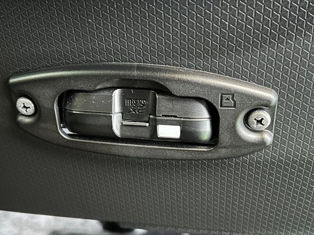 タントファンクロスナビ ドラレコ 衝突被害軽減ブレーキ コ−ナ−センサ− 電動パーキング 両側電動スライドドア アイドリングストップ機能 シ−トヒ−タ− プッシュボタンスタ−ト バックカメラ LEDヘッドライト(奈良県)の中古車