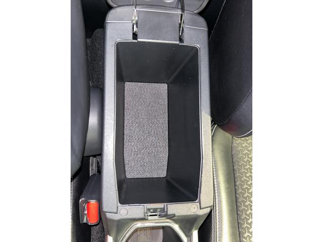 ロッキープレミアムG HEVディスプレイオーディオ ドラレコ ETC シ−トヒ−タ− 全車速追従付ACC 電動パーキング コ−ナ−センサ− 衝突被害軽減ブレーキ パノラマモニタ− LEDヘッドライト(奈良県)の中古車