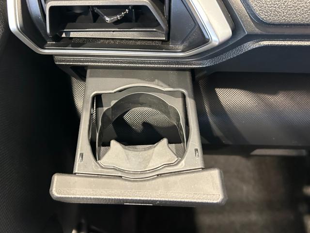 ロッキープレミアムG HEVディスプレイオーディオ ドラレコ ETC シ−トヒ−タ− 全車速追従付ACC 電動パーキング コ−ナ−センサ− 衝突被害軽減ブレーキ パノラマモニタ− LEDヘッドライト(奈良県)の中古車