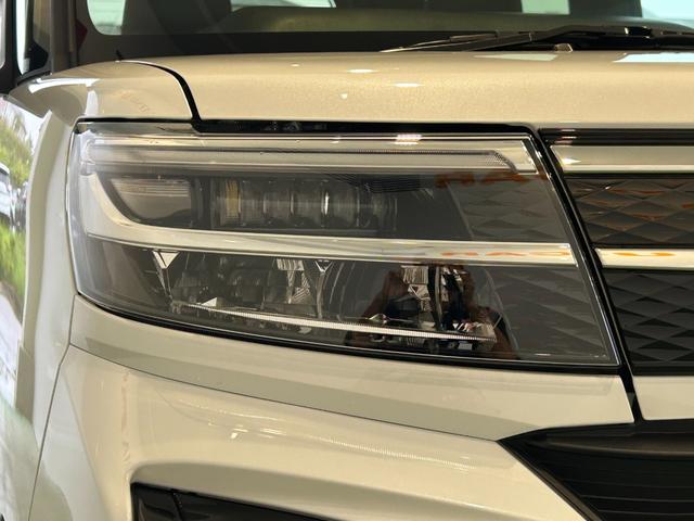 タントカスタムＲＳパノラマモニタ−対応　両側電動スライドドア　衝突被害軽減ブレーキ　コ−ナ−センサ−　アイドリングストップ機能　電動パーキング　プッシュボタンスタ−ト（奈良県）の中古車