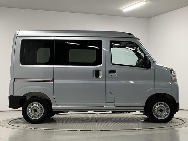 ハイゼットカーゴＤＸ　４ＷＤ　ＣＶＴ　前後コーナーセンサー　両側スライドドア走行無制限１年保証　前後コーナーセンサー　４ＷＤ　ＣＶＴ車　オートマチックハイビーム　アイドリングストップ　キーレスエントリー　横滑り防止装置　オートライト　ヘッドライトレベライザー　ラジオ（兵庫県）の中古車