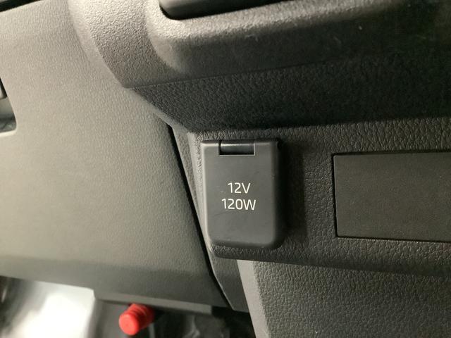 ハイゼットカーゴＤＸ　４ＷＤ　ＣＶＴ　前後コーナーセンサー　両側スライドドア走行無制限１年保証　前後コーナーセンサー　４ＷＤ　ＣＶＴ車　オートマチックハイビーム　アイドリングストップ　キーレスエントリー　横滑り防止装置　オートライト　ヘッドライトレベライザー　ラジオ（兵庫県）の中古車