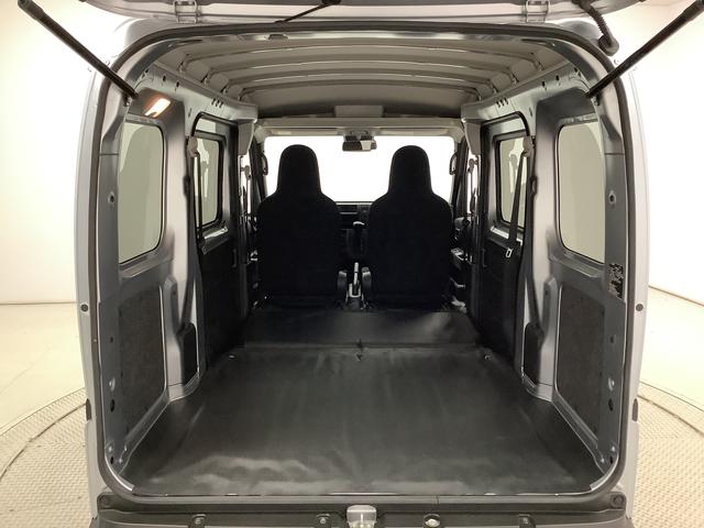 ハイゼットカーゴＤＸ　４ＷＤ　ＣＶＴ　前後コーナーセンサー　両側スライドドア走行無制限１年保証　前後コーナーセンサー　４ＷＤ　ＣＶＴ車　オートマチックハイビーム　アイドリングストップ　キーレスエントリー　横滑り防止装置　オートライト　ヘッドライトレベライザー　ラジオ（兵庫県）の中古車