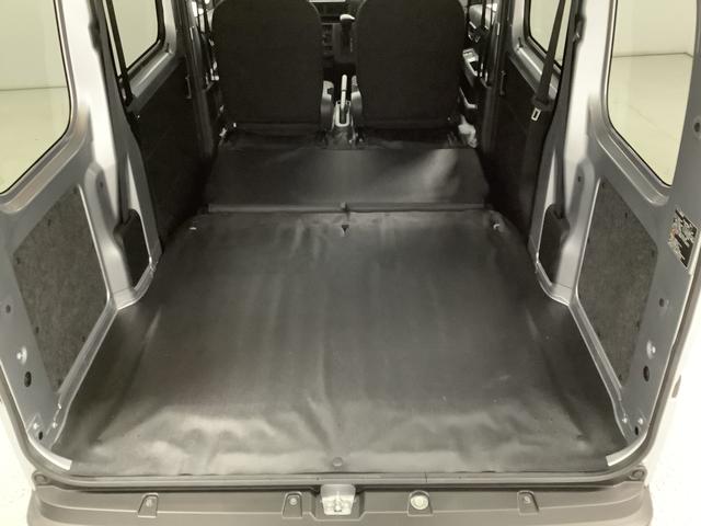 ハイゼットカーゴＤＸ　４ＷＤ　ＣＶＴ　前後コーナーセンサー　両側スライドドア走行無制限１年保証　前後コーナーセンサー　４ＷＤ　ＣＶＴ車　オートマチックハイビーム　アイドリングストップ　キーレスエントリー　横滑り防止装置　オートライト　ヘッドライトレベライザー　ラジオ（兵庫県）の中古車