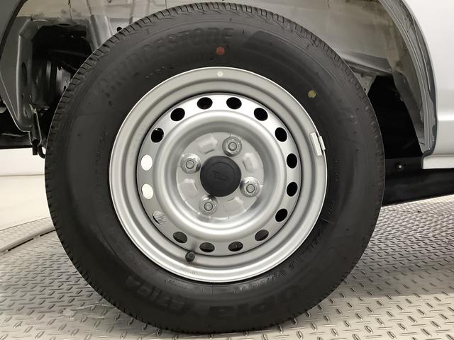 ハイゼットカーゴＤＸ　４ＷＤ　ＣＶＴ　前後コーナーセンサー　両側スライドドア走行無制限１年保証　前後コーナーセンサー　４ＷＤ　ＣＶＴ車　オートマチックハイビーム　アイドリングストップ　キーレスエントリー　横滑り防止装置　オートライト　ヘッドライトレベライザー　ラジオ（兵庫県）の中古車