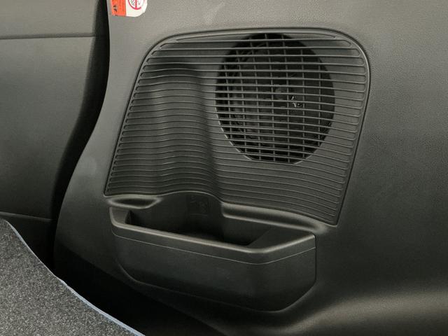 ムーヴキャンバスストライプスＧ　雹害車両　両側電動スライド　コーナーセンサー雹害車両　１年保証　両側電動スライドドア　前後コーナーセンサー　前席シートヒーター　ホットカップホルダー　オートハイビーム　ＬＥＤヘッドライト　プッシュスタート　横滑り防止装置　オートエアコン（兵庫県）の中古車
