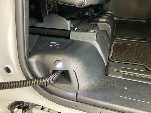 タントカスタムＲＳダイハツ認定中古車　スマートアシスト付き　衝突被害軽減ブレーキ　前後誤発進抑制ブレーキ　まごころ保証付き　ナビ付き　ドライブレコーダー　バックカメラ　ＥＴＣ車載器　コーナーセンサー　シートヒーター（鳥取県）の中古車