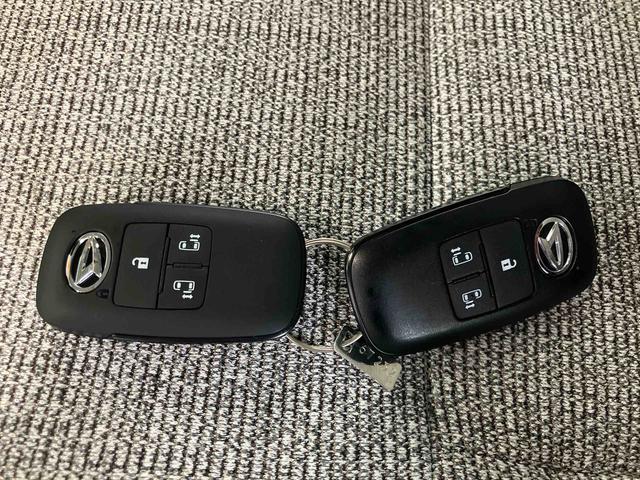 ムーヴキャンバスストライプスＧダイハツ認定中古車　スマートアシスト付き　衝突被害軽減ブレーキ　前後誤発進抑制ブレーキ　まごころ保証付き　４ＷＤ　キーフリーシステム　プッシュボタンスタート　コーナーセンサー　シートヒーター（鳥取県）の中古車
