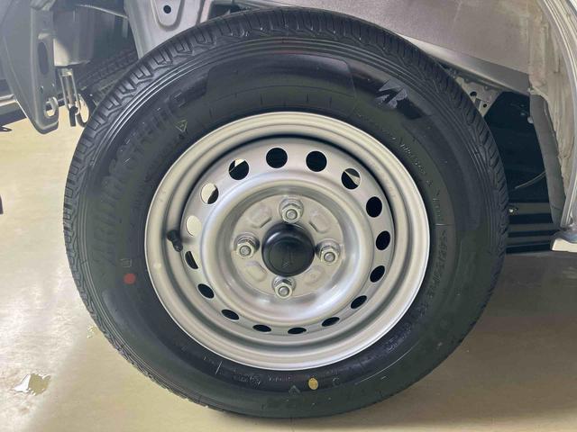 ハイゼットカーゴＤＸダイハツ認定中古車　スマートアシスト付き　衝突被害軽減ブレーキ　前後誤発進抑制ブレーキ　まごころ保証付き　４ＷＤ　キーレスエントリー　コーナーセンサー　オートライト（鳥取県）の中古車