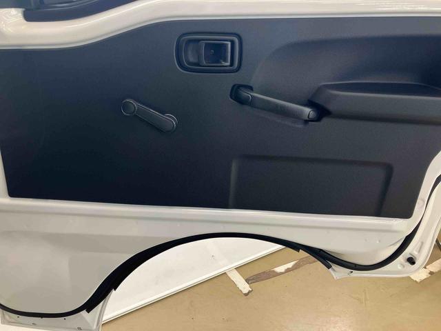 ハイゼットトラックスタンダードダイハツ認定中古車　スマートアシスト付き　衝突被害軽減ブレーキ　前後誤発信抑制ブレーキ　まごころ保証付き　４ＷＤ　コーナーセンサー　オートライト　ラジオ付き　エアコン付き（鳥取県）の中古車