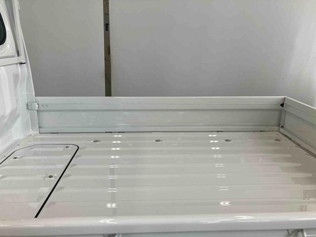 ハイゼットトラックスタンダードダイハツ認定中古車　スマートアシスト付き　衝突被害軽減ブレーキ　前後誤発信抑制ブレーキ　まごころ保証付き　４ＷＤ　コーナーセンサー　オートライト　ラジオ付き　エアコン付き（鳥取県）の中古車