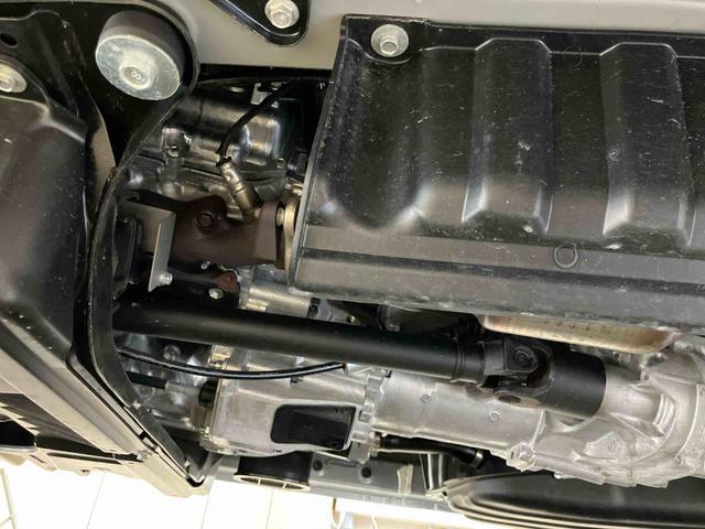 ハイゼットカーゴＤＸスマートアシスト付き　ワンオーナー　パートタイム４ＷＤ　ラジオ付き　ミッション車　コーナーセンサー　キーレスエントリー　衝突回避支援ブレーキ　誤発進抑制制御機能　オートライト・ハイビーム（鳥取県）の中古車