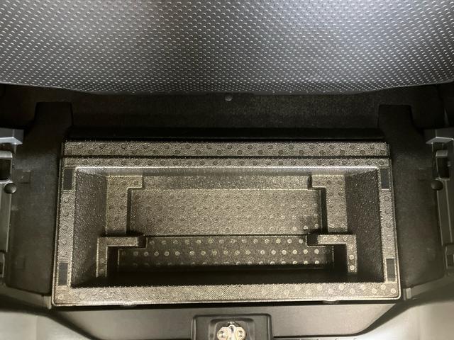 タントカスタムＲＳスマートアシスト付き　ワンオーナー　フルタイム４ＷＤ　オートライト・ハイビーム　ステアリングスイッチ　シートヒーター　パノラマカメラ　コーナーセンサー　両側電動スライドドア　電動パーキングブレーキ（鳥取県）の中古車