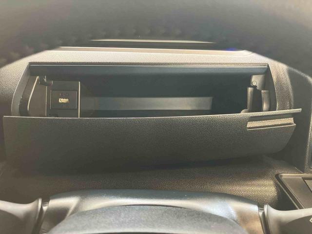タントカスタムＲＳスマートアシスト付き　ワンオーナー　フルタイム４ＷＤ　ステアリングスイッチ　シートヒーター　シートバックテーブル　コーナーセンサー　電動パーキングブレーキ　両側電動スライドドア　キーフリー（鳥取県）の中古車
