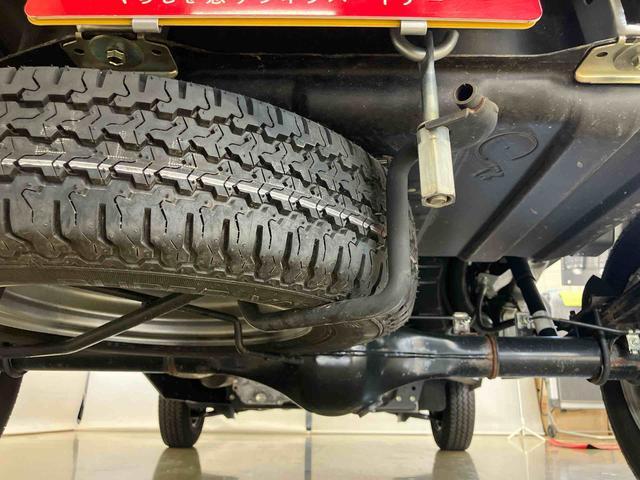 ハイゼットトラックスタンダードスマートアシスト付き　パートタイム４ＷＤ　ラジオ付き　オートライト・ハイビーム　衝突回避支援ブレーキ　誤発進抑制制御機能　ＭＴ車　コーナーセンサー　アイドリングストップ（鳥取県）の中古車
