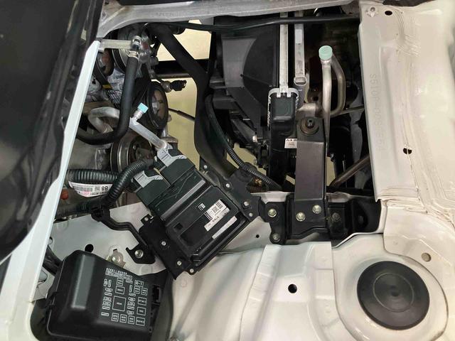 ハイゼットトラックスタンダード　農用スペシャルパートタイム４ＷＤ　ラジオ付き　ＭＴ車　荷台作業灯　デフロック　パワーステアリング　エアコン　ヘッドランプマニュアルレベリング機能（鳥取県）の中古車
