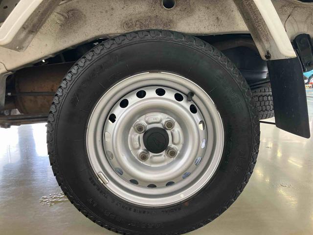 ハイゼットトラックスタンダード　農用スペシャルパートタイム４ＷＤ　ラジオ付き　ＭＴ車　荷台作業灯　デフロック　パワーステアリング　エアコン　ヘッドランプマニュアルレベリング機能（鳥取県）の中古車