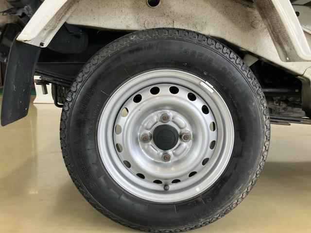 ハイゼットトラックスタンダード　農用スペシャルパートタイム４ＷＤ　ラジオ付き　ＭＴ車　荷台作業灯　デフロック　パワーステアリング　エアコン　ヘッドランプマニュアルレベリング機能（鳥取県）の中古車