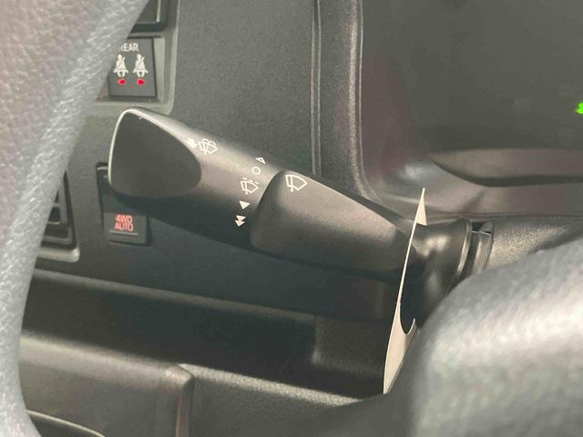 ハイゼットカーゴデッキバンＧスマートアシスト付き　ワンオーナー　４ＷＤ　オートライト・ハイビーム　電動格納ドアミラー　両側スライドドア　ＥＴＣ付き　ナビゲーションシステム付き　キーフリー　衝突回避支援ブレーキ　誤発進抑制制御機能（鳥取県）の中古車