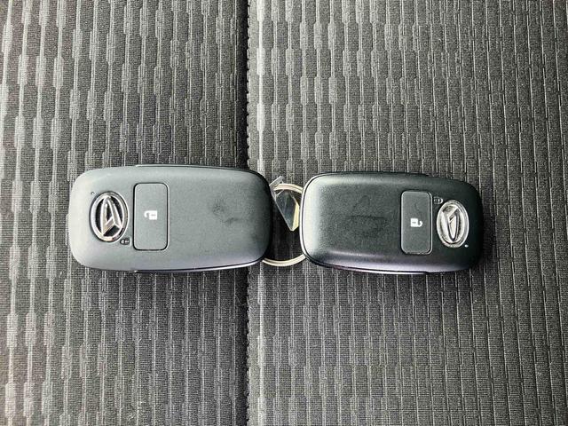 ハイゼットカーゴデッキバンＧスマートアシスト付き　ワンオーナー　４ＷＤ　オートライト・ハイビーム　電動格納ドアミラー　両側スライドドア　ＥＴＣ付き　ナビゲーションシステム付き　キーフリー　衝突回避支援ブレーキ　誤発進抑制制御機能（鳥取県）の中古車