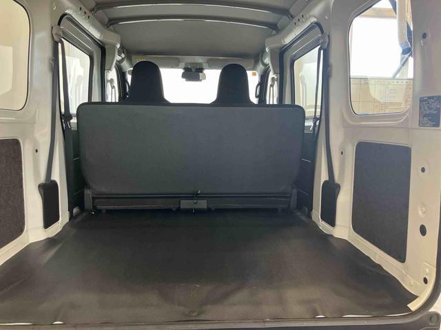 ハイゼットカーゴスペシャルスマートアシスト付き　ワンオーナー　パートタイム４ＷＤ　ラジオ付き　衝突回避支援ブレーキ　誤発進抑制制御機能　オートライト・ハイビーム　パワーウィンドウ　両側スライドドア（鳥取県）の中古車