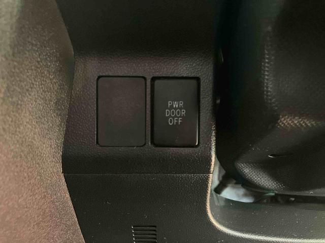 タントカスタムＲＳ　ＳＡスマートアシスト付き　フルタイム４ＷＤ　ＬＥＤヘッドランプ　オートライト　ナビゲーションシステム付き　バックカメラ　ステアリングスイッチ　両側電動スライドドア　キーフリー　ターボエンジン（鳥取県）の中古車
