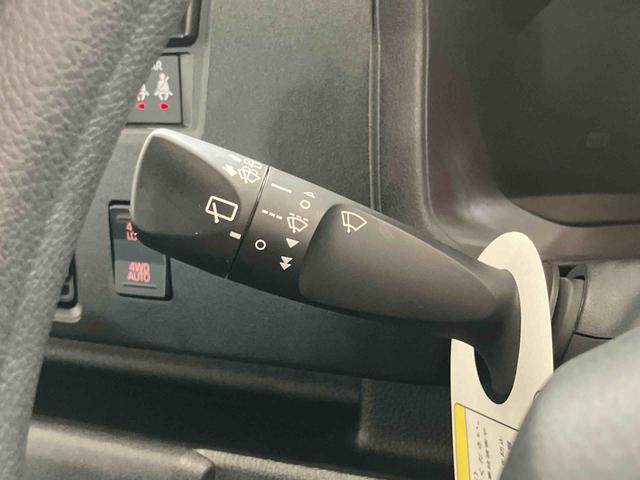 ハイゼットカーゴスペシャルスマートアシスト付き　ワンオーナー　パートタイム４ＷＤ　ラジオ付き　衝突回避支援ブレーキ　誤発進抑制制御機能　オートライト・ハイビーム　パワーウィンドウ　両側スライドドア（鳥取県）の中古車