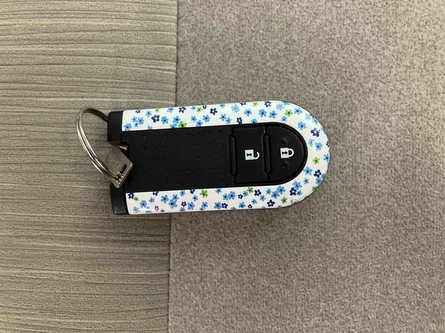 キャストスタイルＸ　リミテッド　ＳＡIIIスマートアシスト付き　ナビゲーションシステム付き　バックカメラ付き　シートヒーター　オートライト・ハイビーム　コーナーセンサー　衝突回避支援ブレーキ　オートエアコン　ステアリングスイッチ（鳥取県）の中古車