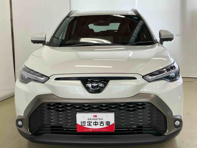カローラクロスハイブリッド　Ｚナビゲーションシステム付き　全周囲カメラ付き　ＥＴＣ付き　ハイブリッド車　シートヒーター　キーフリーシステム　電動リアゲート　ステアリングスイッチ　オートライト・ハイビーム　オートエアコン（鳥取県）の中古車