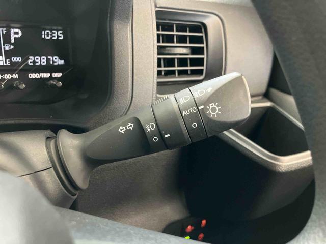ハイゼットカーゴＤＸスマートアシスト付き　ワンオーナー　パートタイム４ＷＤ　ラジオ付き　衝突回避支援ブレーキ　誤発進抑制制御機能　オートライト・ハイビーム　パワーウィンドウ　両側スライドドア（鳥取県）の中古車