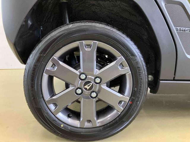 タフトG ダーククロムベンチャースマートアシスト付き ワンオーナー シートヒーター スカイフィールトップ 電動パーキングブレーキ コーナーセンサー オートライト・ハイビーム LEDヘッドランプ キーフリー アルミホイール(鳥取県)の中古車