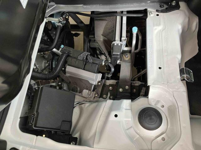 ハイゼットトラックスタンダードスマートアシスト付き パートタイム4WD ラジオ付き オートライト・ハイビーム 衝突回避支援ブレーキ 誤発進抑制制御機能 コーナーセンサー アイドリングストップ(鳥取県)の中古車