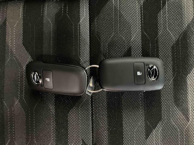 タフトG ダーククロムベンチャースマートアシスト付き シートヒーター スカイフィールトップ 電動パーキングブレーキ コーナーセンサー オートライト・ハイビーム LEDヘッドランプ キーフリー アルミホイール(鳥取県)の中古車