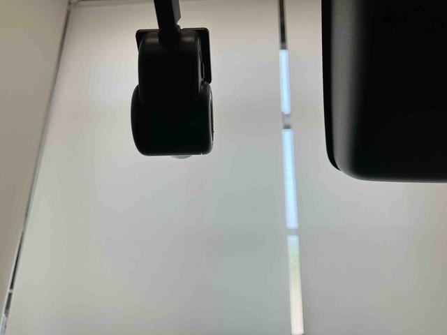 ロッキープレミアムG HEVスマートアシスト付き HEV車 ナビゲーションシステム付き バックカメラ付き ドライブレコーダー付き オートライト・ハイビーム ステアリングスイッチ アダプティブクルーズコントロール シートヒーター(鳥取県)の中古車