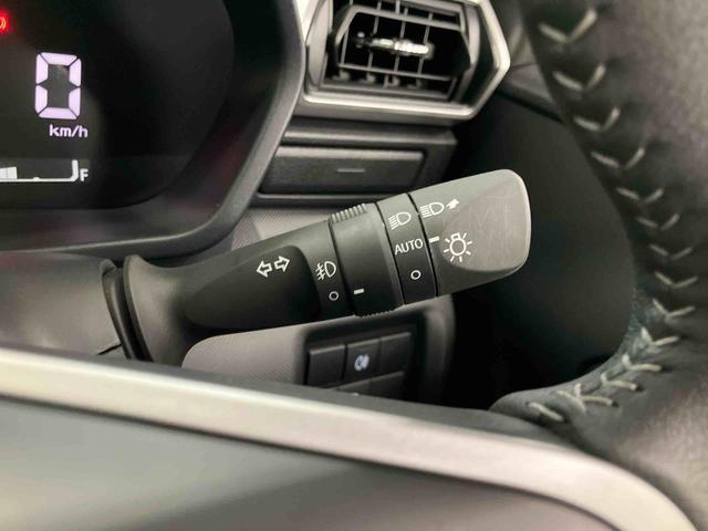 ロッキープレミアムＧ　ＨＥＶスマートアシスト付き　ＨＥＶ車　パノラマカメラ付き　コーナーセンサー　キーフリーシステム　オートライト・ハイビーム　ステアリングスイッチ　アダプティブクルーズコントロール　シートヒーター（鳥取県）の中古車