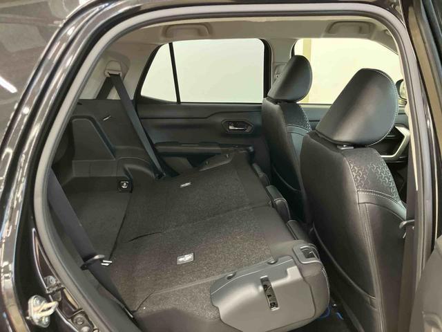 ロッキープレミアムＧ　ＨＥＶスマートアシスト付き　ＨＥＶ車　パノラマカメラ付き　コーナーセンサー　キーフリーシステム　オートライト・ハイビーム　ステアリングスイッチ　アダプティブクルーズコントロール　シートヒーター（鳥取県）の中古車