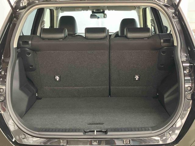 ロッキープレミアムＧ　ＨＥＶスマートアシスト付き　ＨＥＶ車　パノラマカメラ付き　コーナーセンサー　キーフリーシステム　オートライト・ハイビーム　ステアリングスイッチ　アダプティブクルーズコントロール　シートヒーター（鳥取県）の中古車